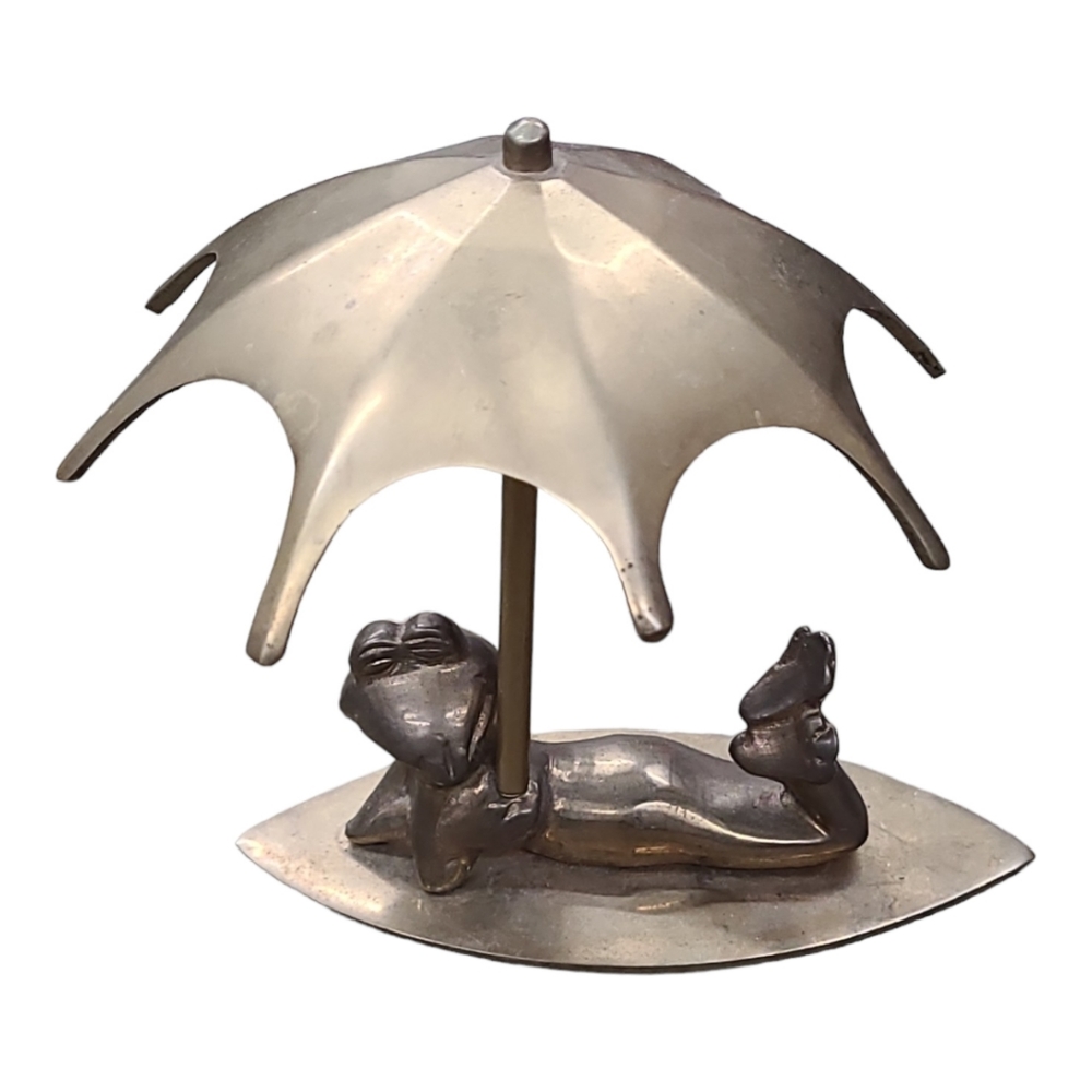 Vintage Brass Mid-century Modern Relaxing Frog 🐸 Under Umbrella